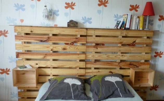 tête de lit en deux palettes