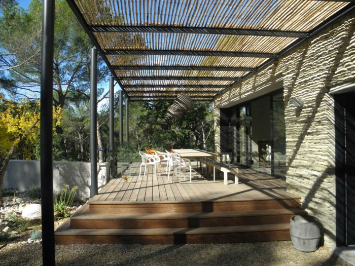 par exemple c'est une pergola métallique