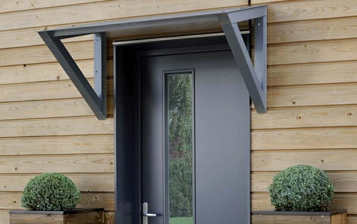 auvent pour porte en sapin