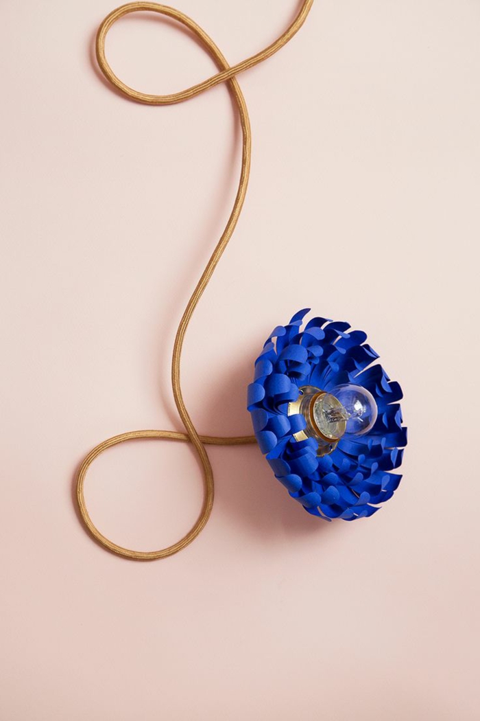 lampe fleur bleue