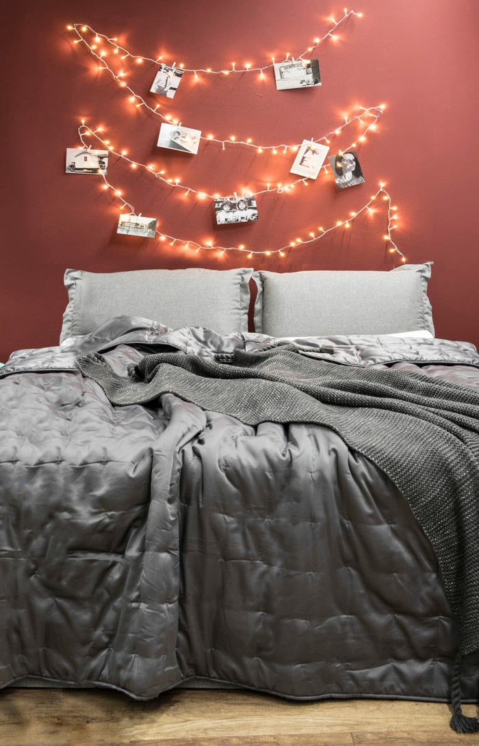 fabriquer une tête de lit idée avec une guirlande lumineuse