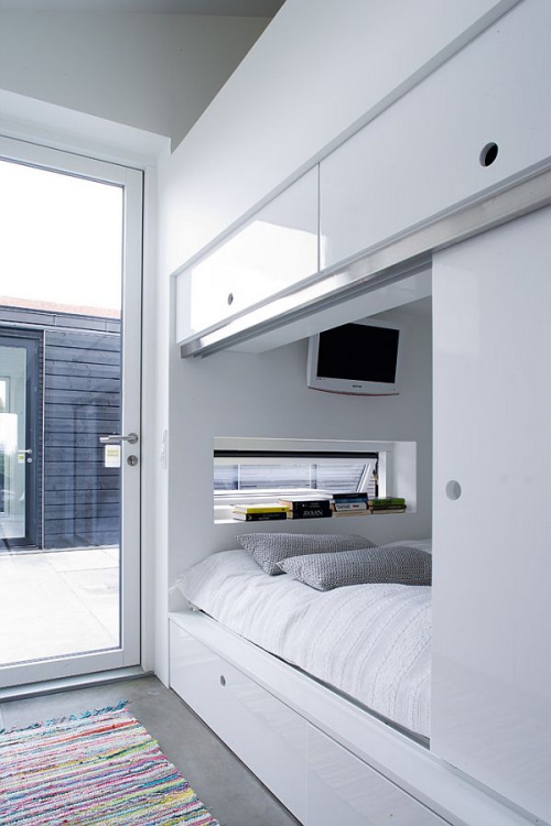 lit pour petit espace grand compartiment pour le lit