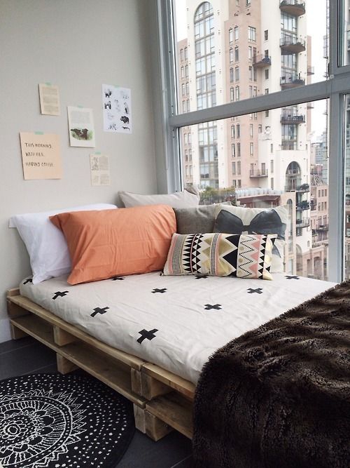 lit pour petit espace lit sur palettes