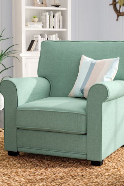 chaise cosy large fauteuil en couleur pâle