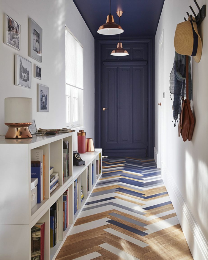 déco couloir étroit avec parquet