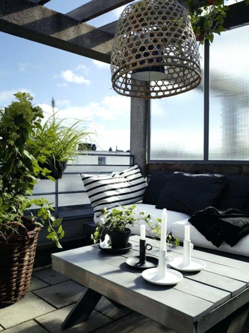 décoration petit balcon brise-vue en verre mat