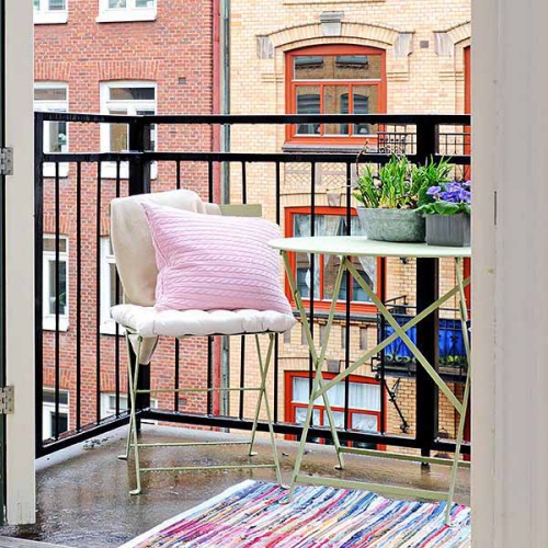 décoration petit balcon garde-corps en barres de fer