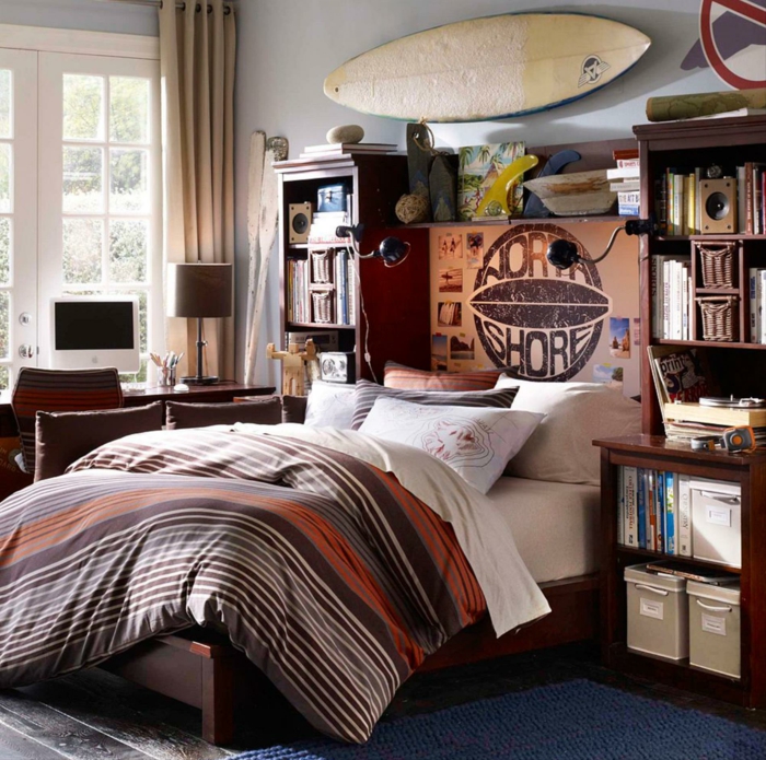idée déco chambre ado planche de surf déco murale