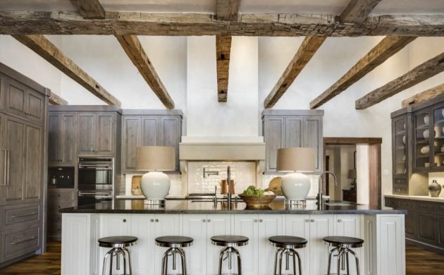 plafond à poutre apparente