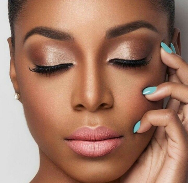 Contouring peau noire en 4 étapes faciles structure visage