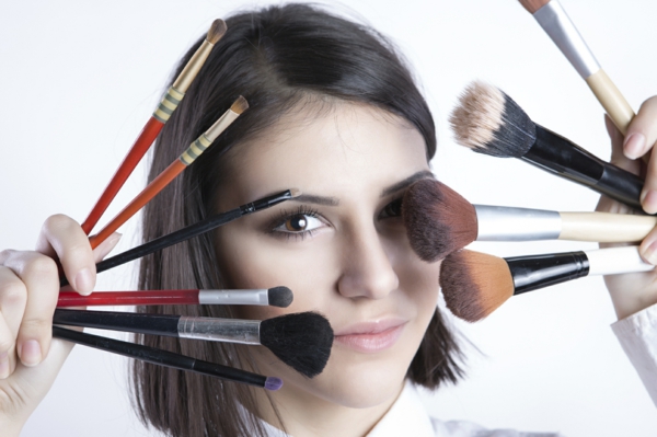 contouring visage rond pinceaux brosses