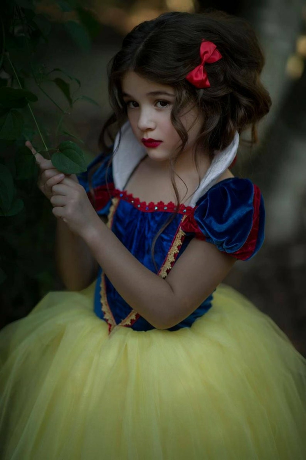 maquillage halloween enfant blanche-neige