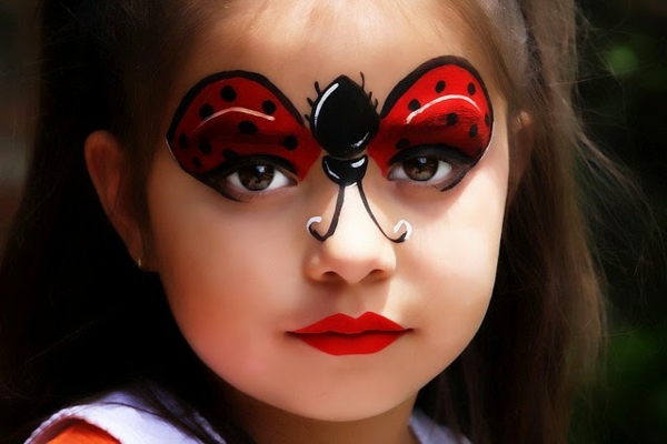 maquillage halloween enfant fille coccinelle