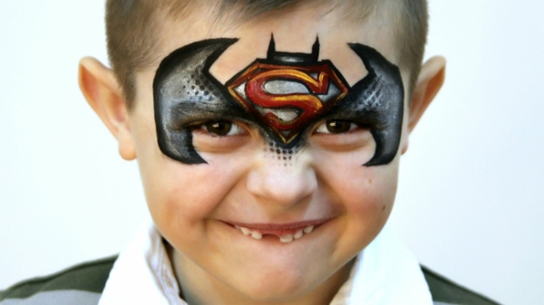 maquillage halloween enfant garçon batman