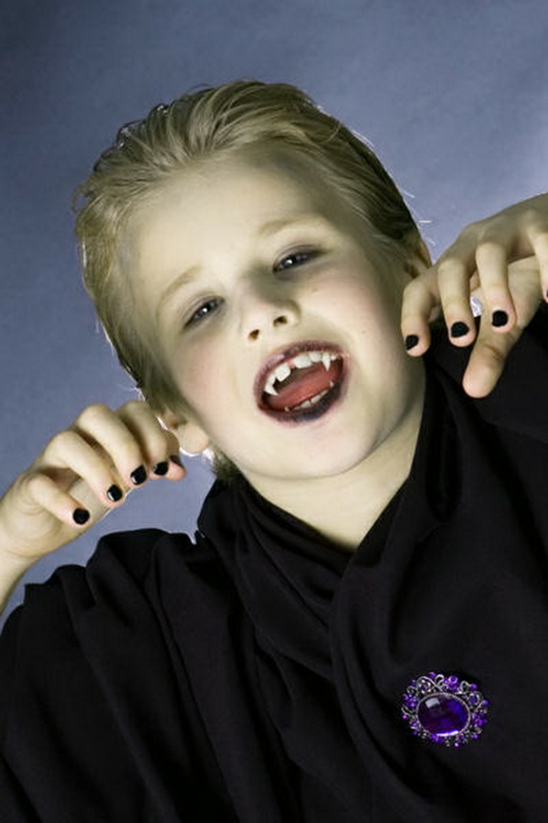 maquillage halloween enfant garçon vampire