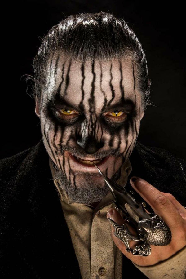 idée de maquillage halloween homme facile zombie aux yeux jaunes maquillage halloween homme zombie aux yeux jaunes