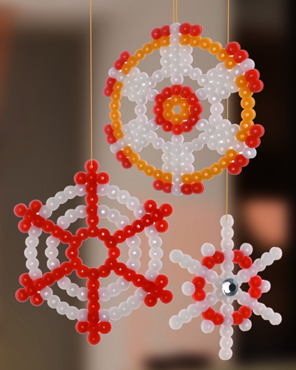 bricolage de noël ornements à suspendre en perles à repasser