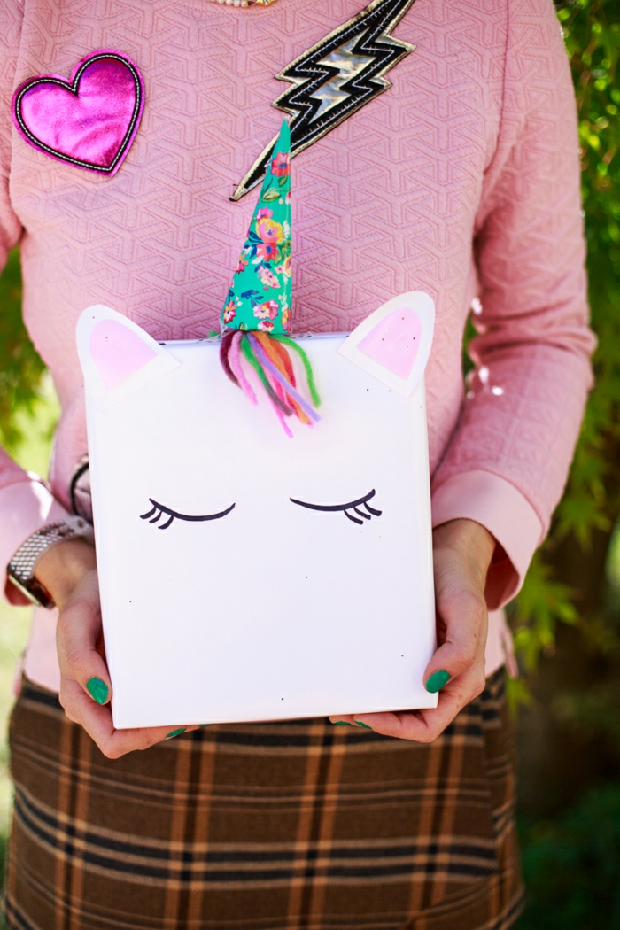cadeau emballage licorne pour noël emballer un cadeau