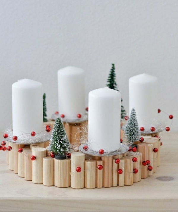 couronne de l'avent bougies pièces de bois
