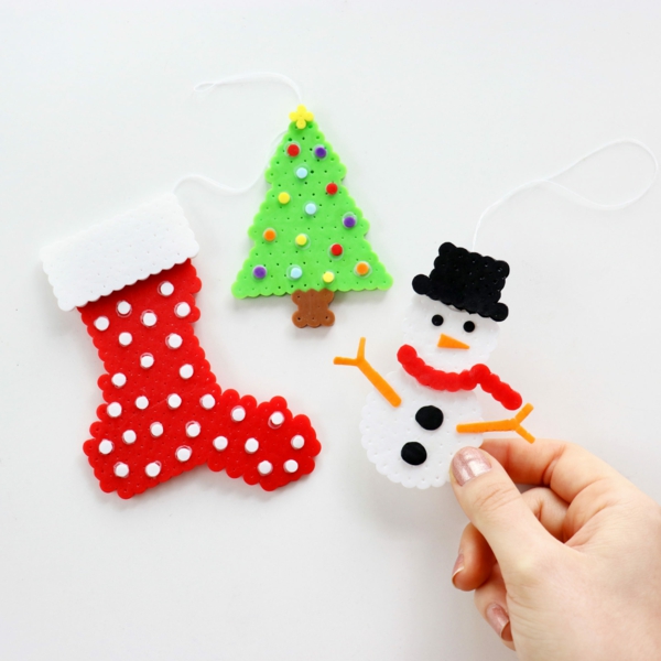 diy décorations à suspendre à partir de perles à repasser