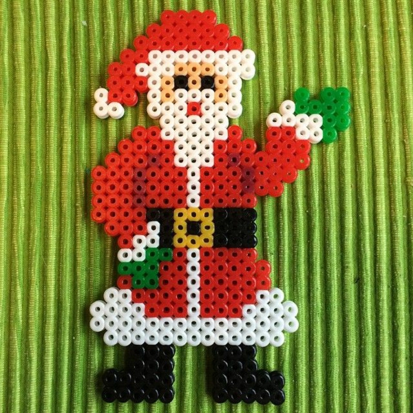 diy père noël en perles à repasser