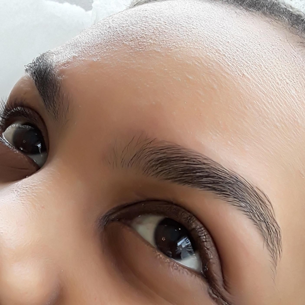 laminage sourcils restructurer les sourcils 