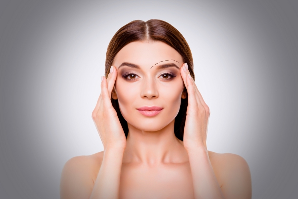 laminage sourcils une forme angulaire 