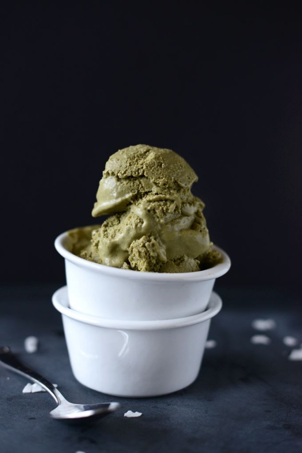 glace fait maison avec du thé vert 