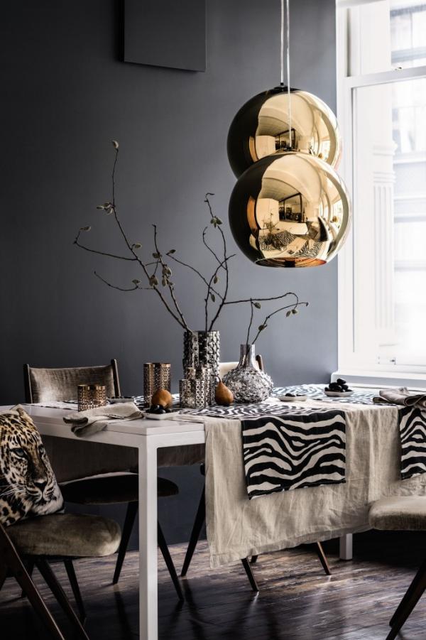 salle à manger peinture murale gris anthracite table à manger blanche suspensions dorées salle à manger gris anthracite table à manger blanche