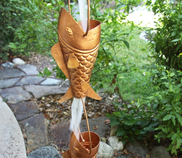 chaîne de pluie figurines de poissons 