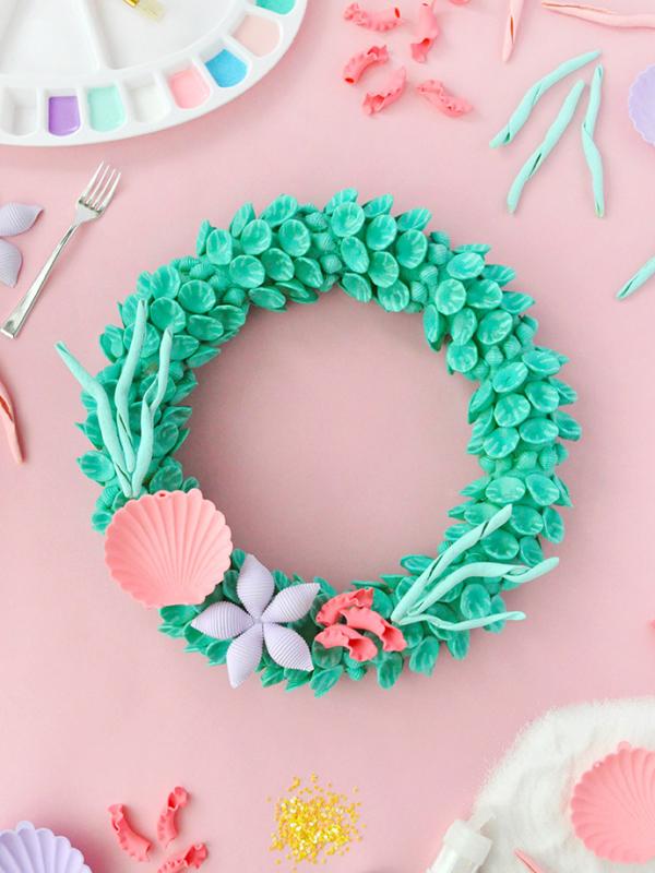 diy couronne de porte pour l'été pâtes alimentaires