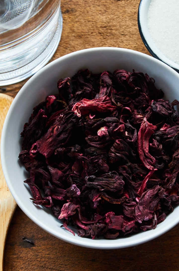 jus de bissap fleurs d'hibiscus séchées