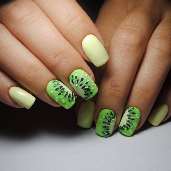 manucure stylée tendance gouttes de gel 