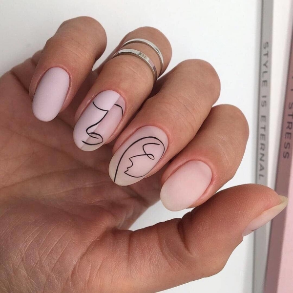 manucure stylée tendance lignes fines 