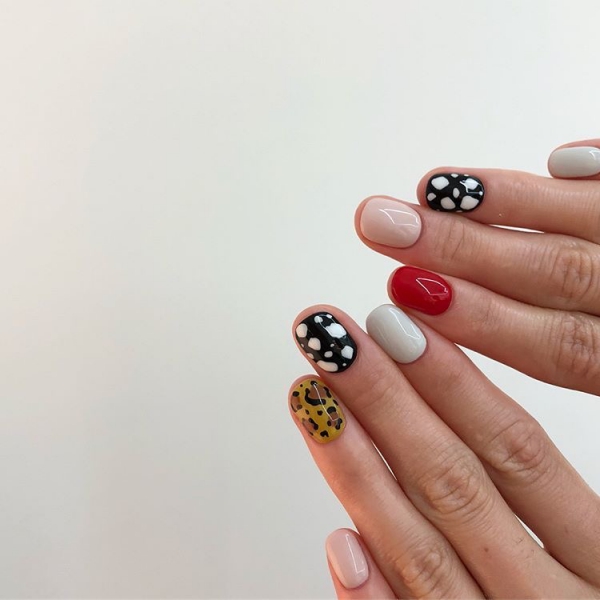 manucure stylée tendance une riche palette 