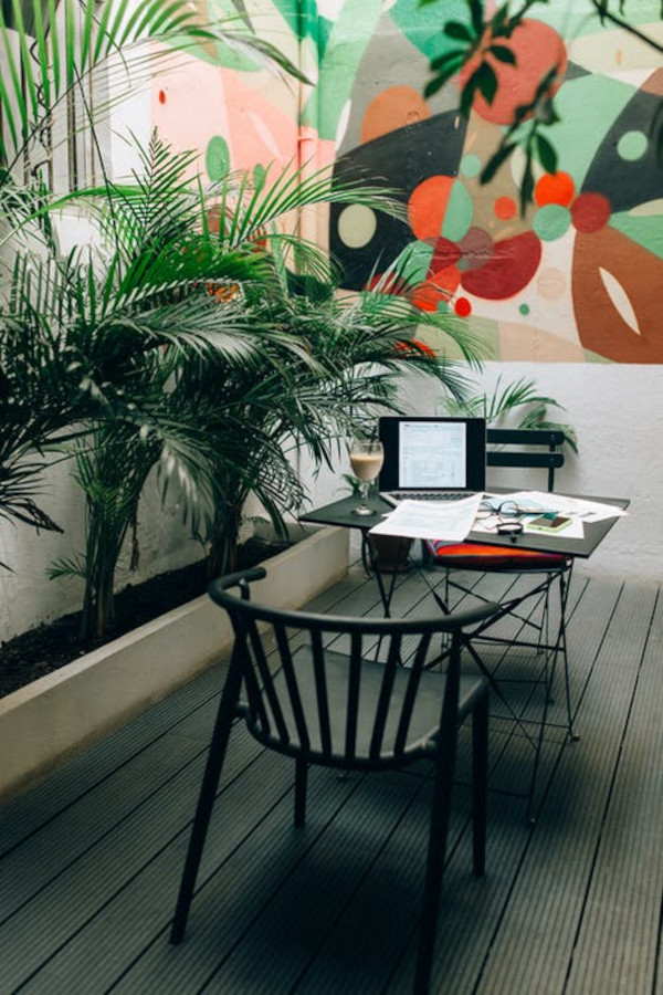 ensemble en bois pour une terrasse etroite