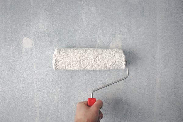 les astuces pour repeindre une salle de bains, quelle peinture et couleur salle de bains choisir