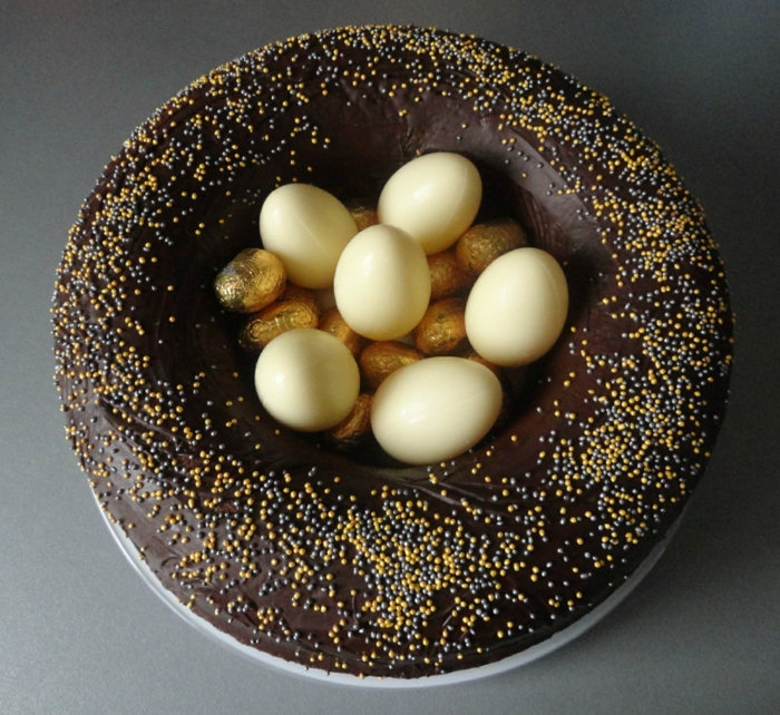 tarte de pâques en forme de nid