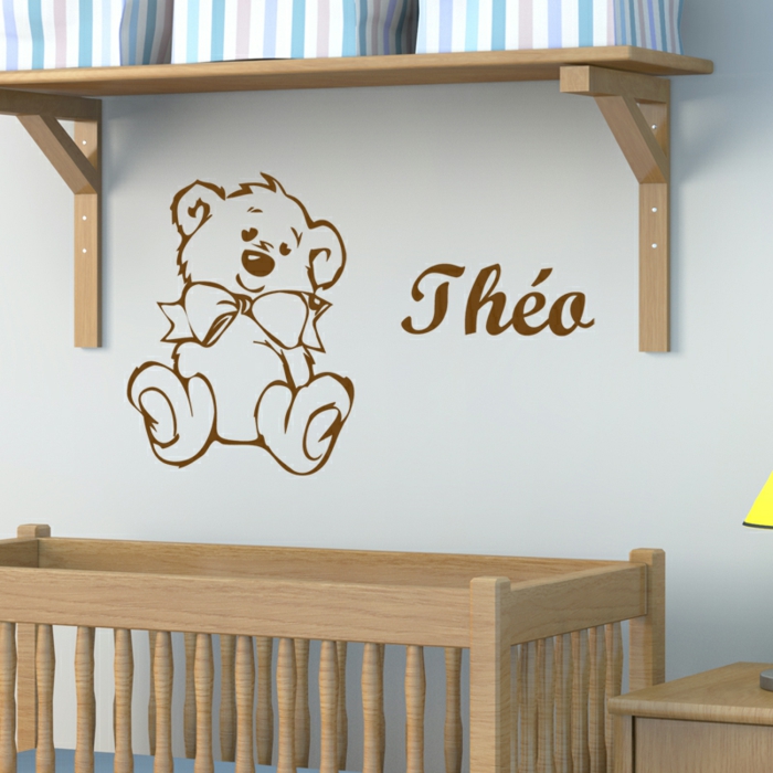 stickers chambre bébé personnalisé avec le prénom et un petit ours