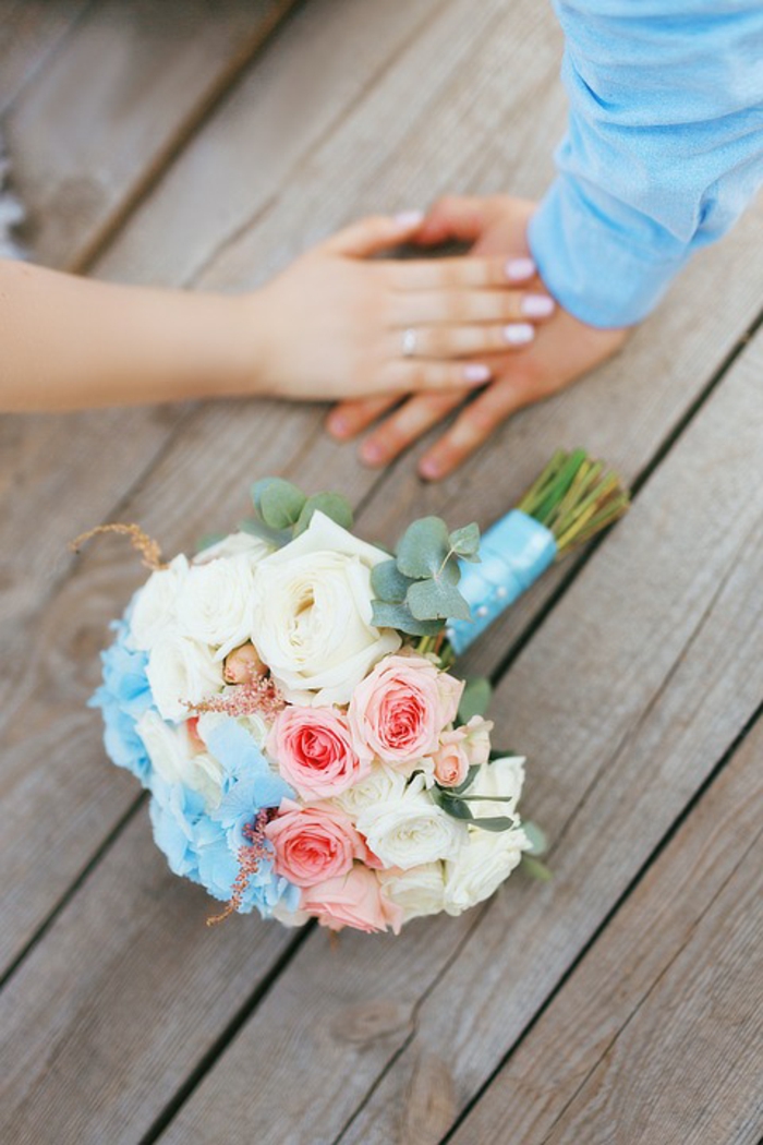  Bouquets pour un mariage en bleu