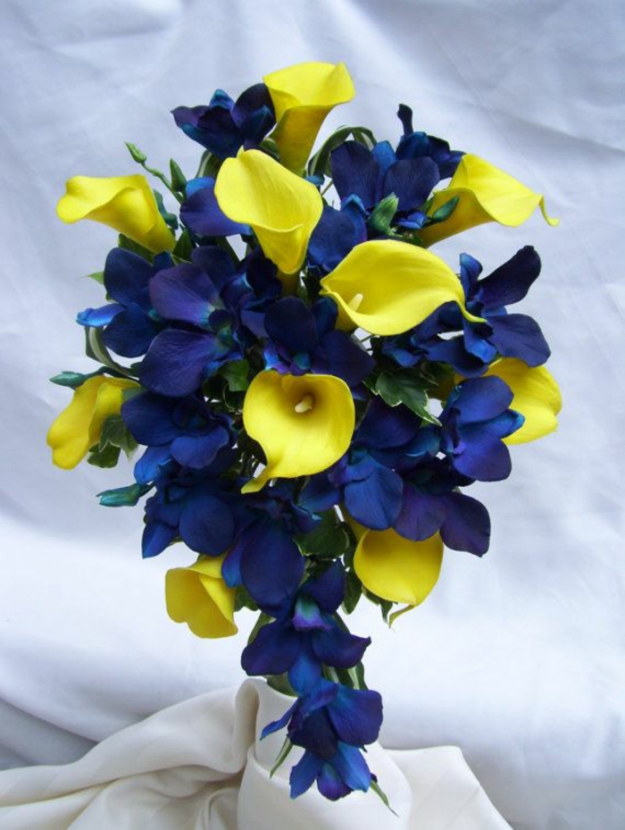bouquet jaune et bleu
