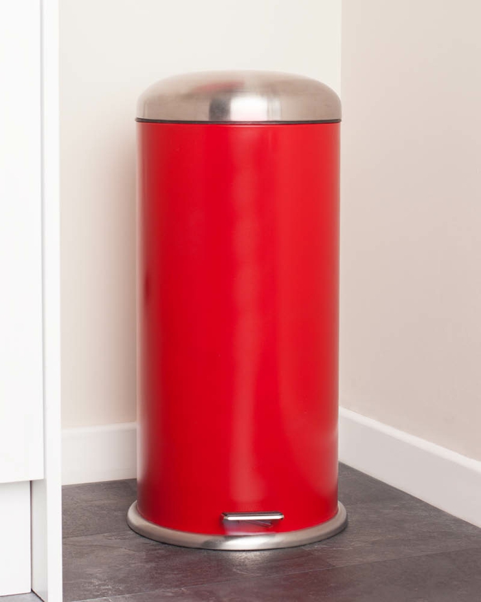 pèdale poubelle de cuisine en couleur rouge