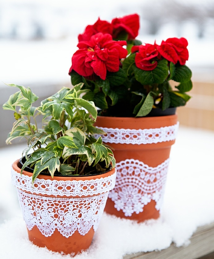 jolis pots de fleurs avec une décoration tendance