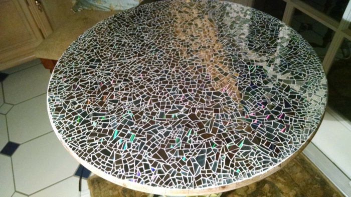 table de jardin mosaïque
