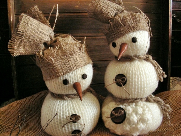 décoration de noël à faire soi-même bonhommes de neige chaussettes