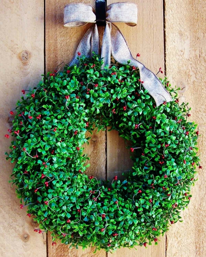 idée décoration de Noël pour la porte