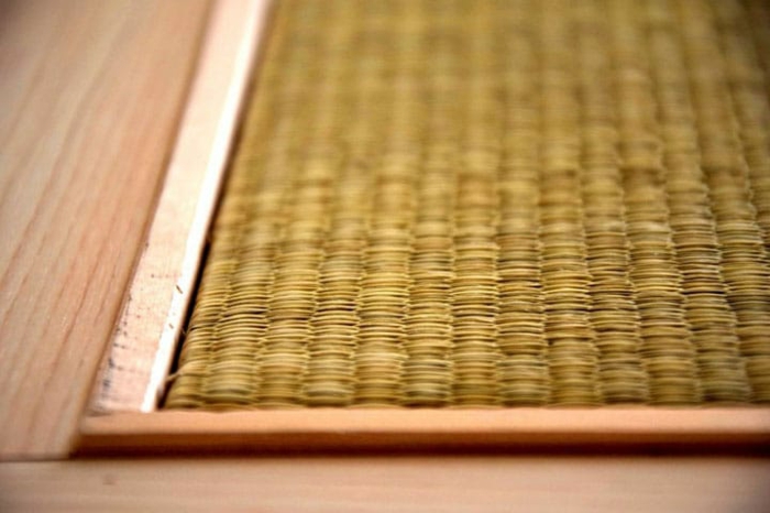 tatami sur le sol lit futon