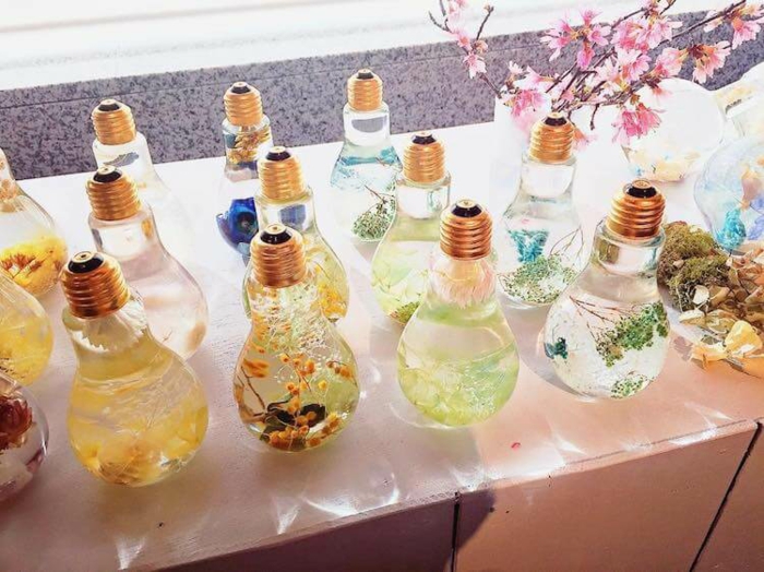 50+ idées pour recycler les ampoules électriques en objets décoratifs