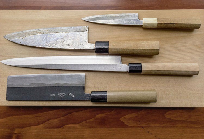 tradition japonaise couteau japonais acier forgé