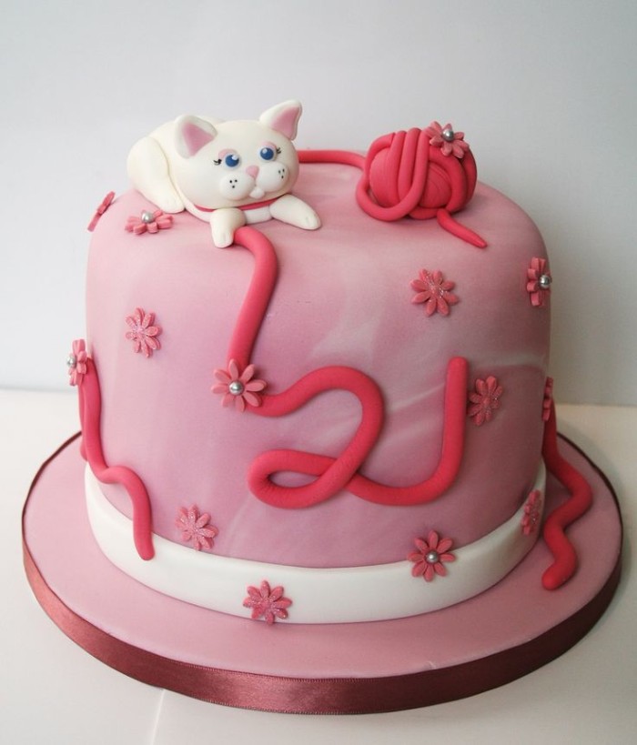 idée décoration gâteau anniversaire petite fille